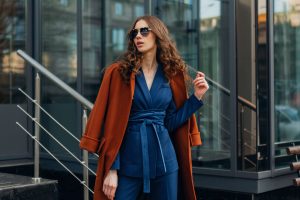 beautiful-stylish-woman-walking-in-street-stairs-d-2022-02-01-22-37-56-utc (1)